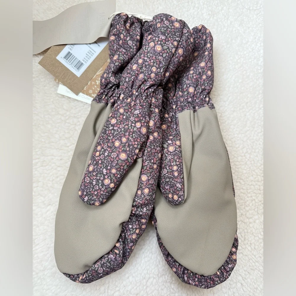 wheat MITTENS TECH snow gloves 10-12Y fit for regular adults as well